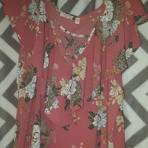 Mauve layered top with criss cross detail